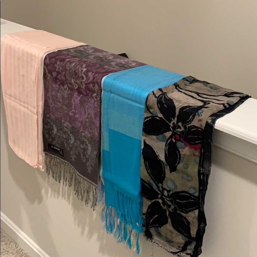 Scarfs Bundle - image 2